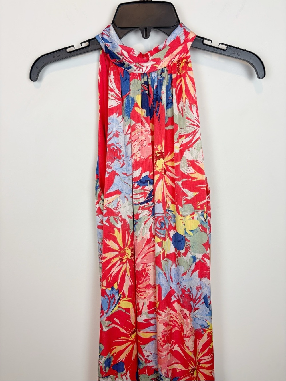 Vince Camuto Oscar Halterneck Tiered Maxi Dress Size M - Picture 3 of 11